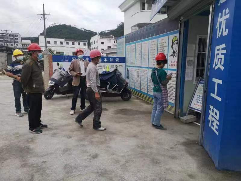 屯溪城建投公司多措并舉，筑牢建筑工地“防疫墻”